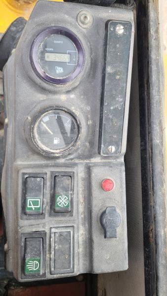 JCB 3.5T - Мини-экскаватор: фото 4 JCB 3.5T - Мини-экскаватор: фото 4