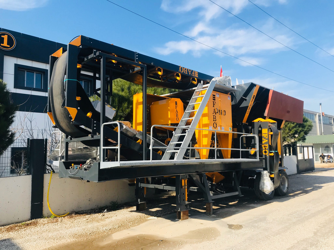 FABO Mobile crusher - Мобильная дробилка: фото 2 FABO Mobile crusher - Мобильная дробилка: фото 2