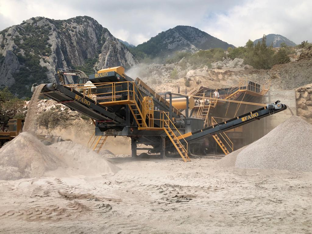 FABO PRO-100 MOBILE CRUSHING & SCREENING PLANT - Мобильная дробилка: фото 4 FABO PRO-100 MOBILE CRUSHING & SCREENING PLANT - Мобильная дробилка: фото 4
