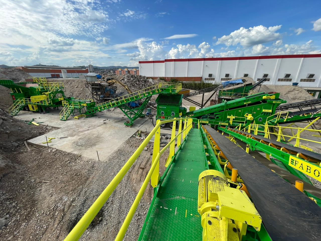 FABO mobile impact crusher - Ударная дробилка: фото 5 FABO mobile impact crusher - Ударная дробилка: фото 5