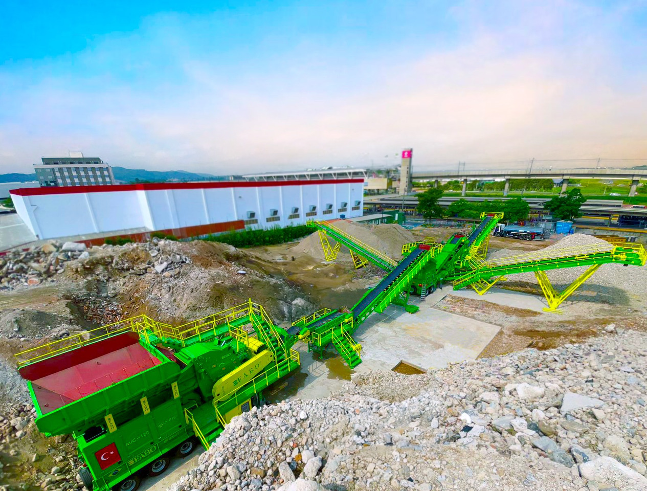 FABO mobile impact crusher - Ударная дробилка: фото 1 FABO mobile impact crusher - Ударная дробилка: фото 1