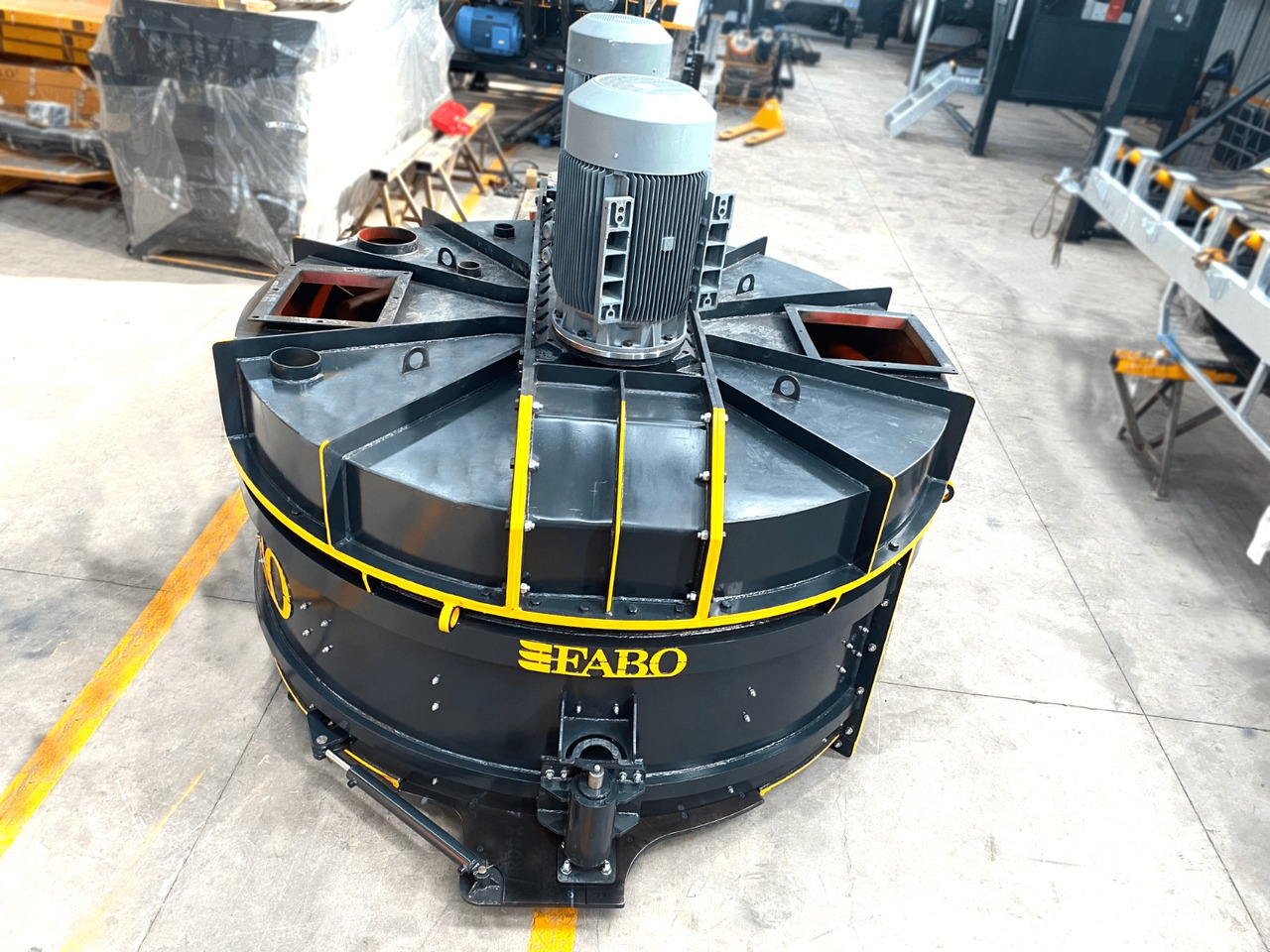 FABO twin shaft mixer - Бетономешалка: фото 4 FABO twin shaft mixer - Бетономешалка: фото 4