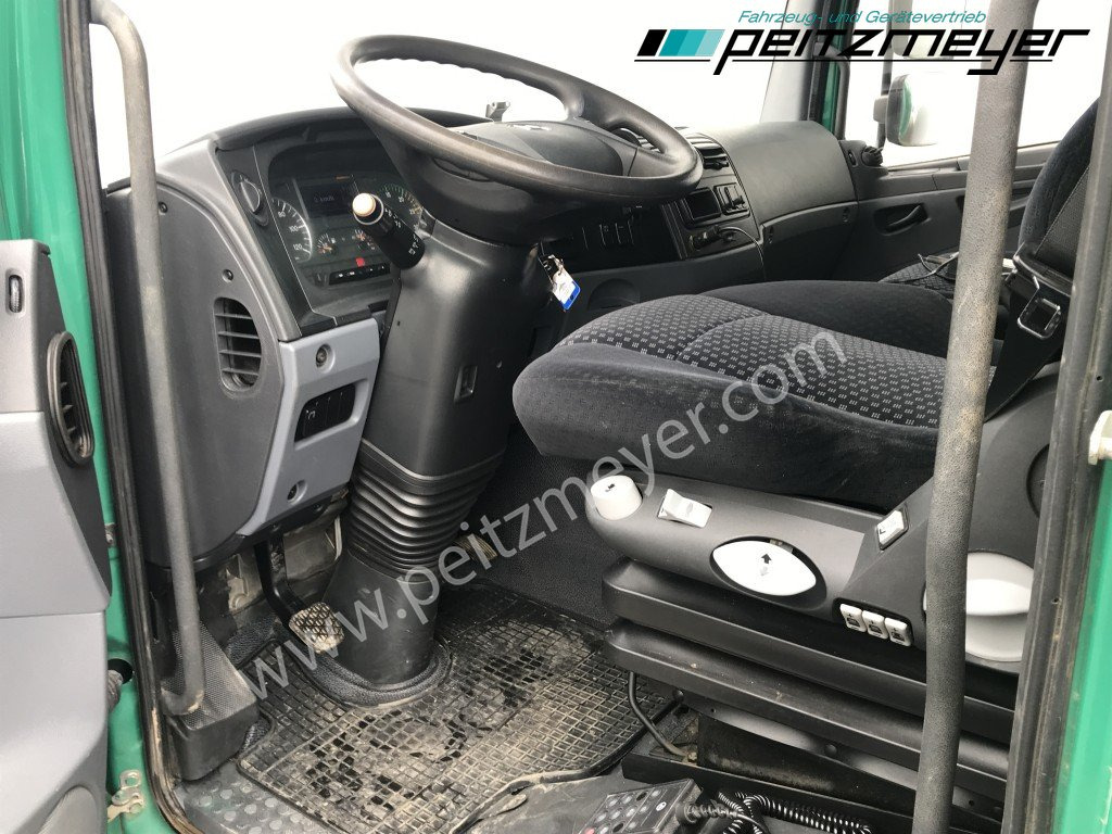 Тентованный грузовик, Автоманипулятор MERCEDES-BENZ Atego 1224 L Pritsche m. Heckkran Funk 4 x hydraulisch: фото 16