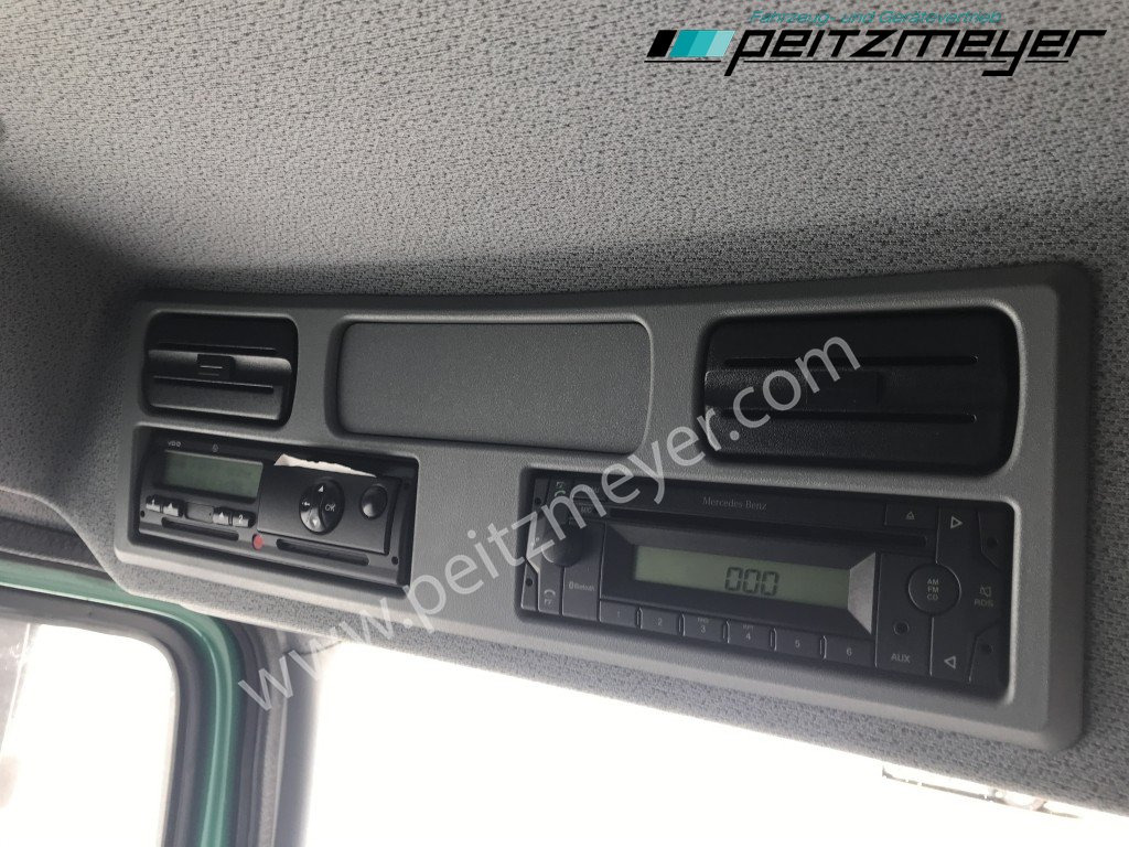 Тентованный грузовик, Автоманипулятор MERCEDES-BENZ Atego 1224 L Pritsche m. Heckkran Funk 4 x hydraulisch: фото 24
