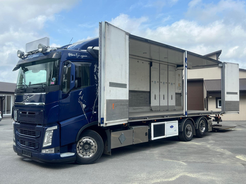 Volvo FH500 6X2*4 -OPEN SIDE -RETARDER -CARRIER SUPRA 1150 - Рефрижератор: фото 1 Volvo FH500 6X2*4 -OPEN SIDE -RETARDER -CARRIER SUPRA 1150 - Рефрижератор: фото 1