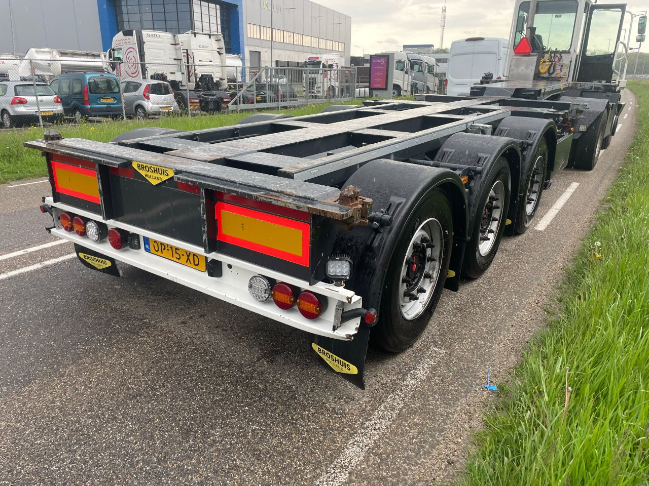 Broshuis Mfcc 20-30-40-45 FT HC / Disc brakes / Lifting axle / led / NL trailer/ - Полуприцеп-контейнеровоз/ Сменный кузов: фото 4 Broshuis Mfcc 20-30-40-45 FT HC / Disc brakes / Lifting axle / led / NL trailer/ - Полуприцеп-контейнеровоз/ Сменный кузов: фото 4