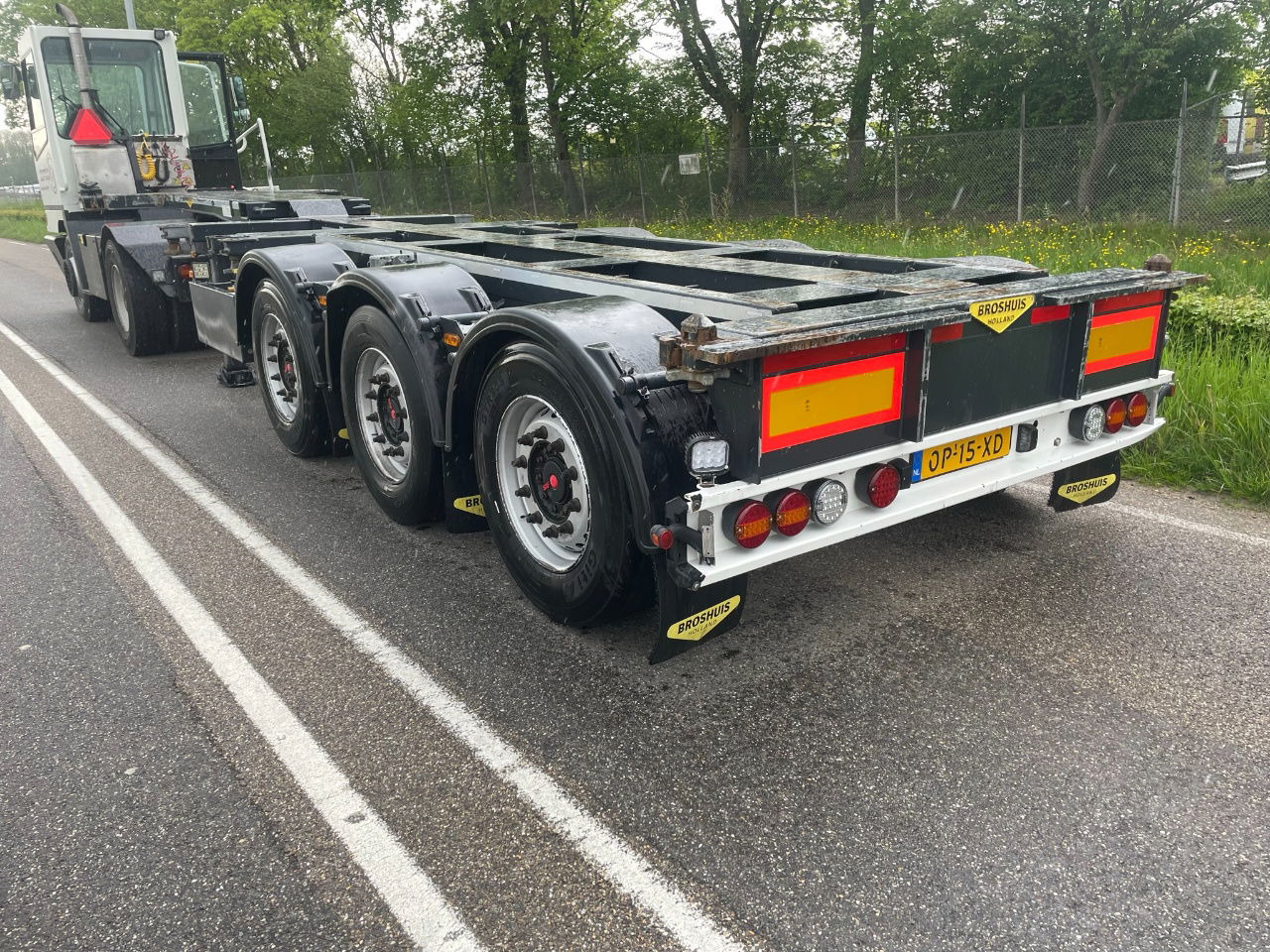 Broshuis Mfcc 20-30-40-45 FT HC / Disc brakes / Lifting axle / led /tuf 4-2026 - Полуприцеп-контейнеровоз/ Сменный кузов: фото 2 Broshuis Mfcc 20-30-40-45 FT HC / Disc brakes / Lifting axle / led /tuf 4-2026 - Полуприцеп-контейнеровоз/ Сменный кузов: фото 2