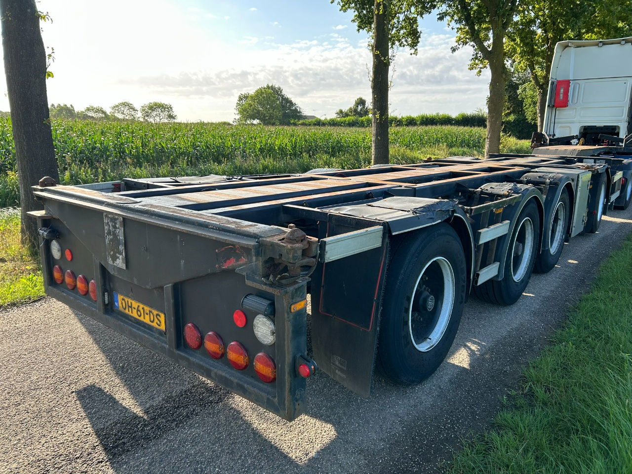 Nooteboom D-tec CT-53-04D combi chassis apk/tuf 9-2025 gvw 53000 kg - Полуприцеп-контейнеровоз/ Сменный кузов: фото 4 Nooteboom D-tec CT-53-04D combi chassis apk/tuf 9-2025 gvw 53000 kg - Полуприцеп-контейнеровоз/ Сменный кузов: фото 4