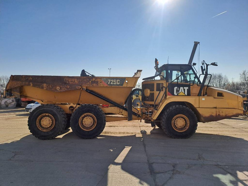 Cat 725C2 - Сочленённый самосвал: фото 5 Cat 725C2 - Сочленённый самосвал: фото 5