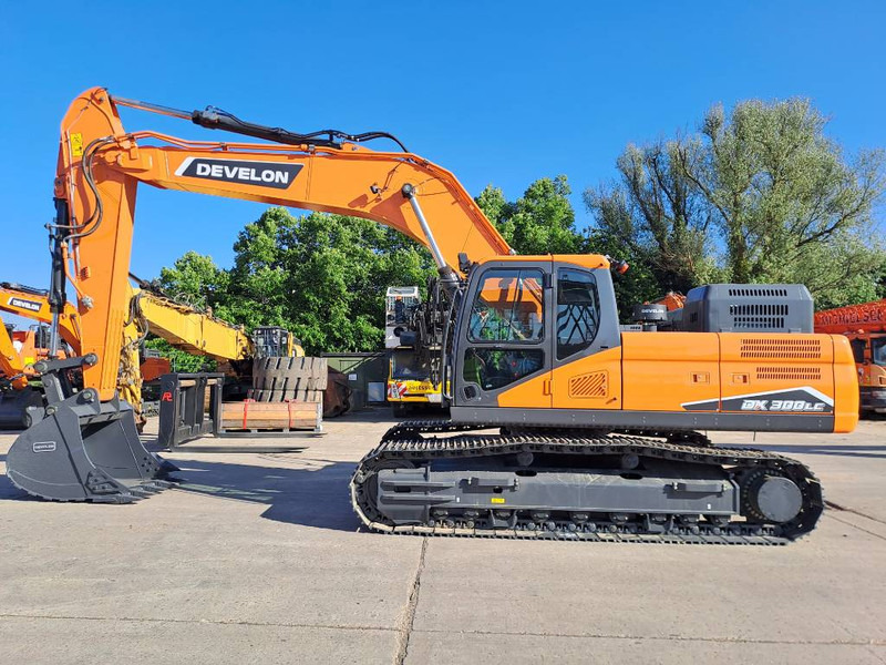Doosan DX 300 LC-7M (UNUSED, 4 Pieces available) - Гусеничный экскаватор: фото 1 Doosan DX 300 LC-7M (UNUSED, 4 Pieces available) - Гусеничный экскаватор: фото 1