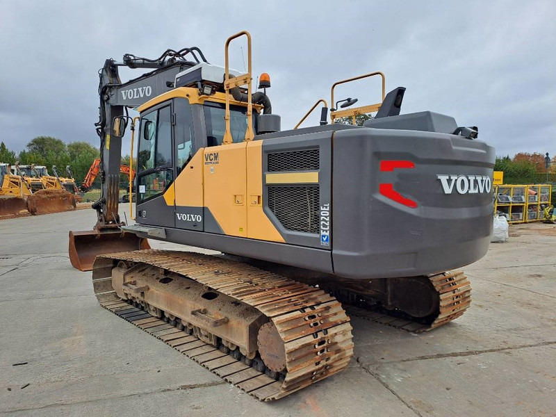 Volvo EC 220 EL (New Undercarriage) - Гусеничный экскаватор: фото 2 Volvo EC 220 EL (New Undercarriage) - Гусеничный экскаватор: фото 2