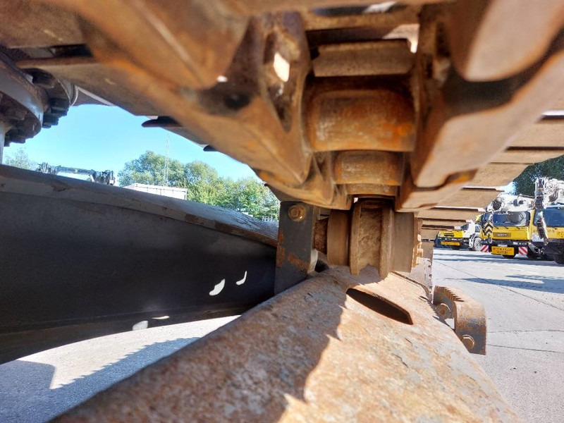 Гусеничный экскаватор Volvo ECR 235 EL: фото 15