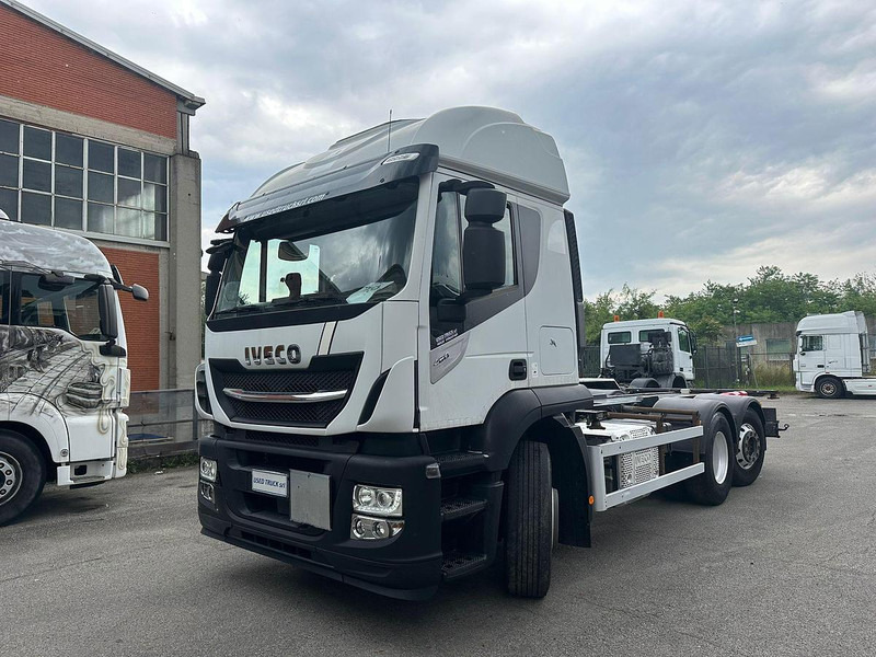 Iveco Stralis 460 - Грузовик-шасси: фото 1 Iveco Stralis 460 - Грузовик-шасси: фото 1