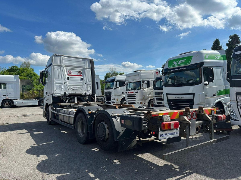 Mercedes-Benz ACTROS 2545 - Грузовик-шасси: фото 4 Mercedes-Benz ACTROS 2545 - Грузовик-шасси: фото 4