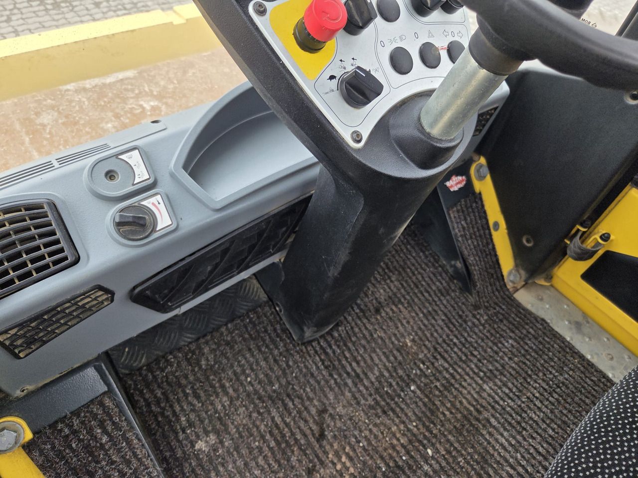 BOMAG BW177D-5 в лизинг BOMAG BW177D-5: фото 10