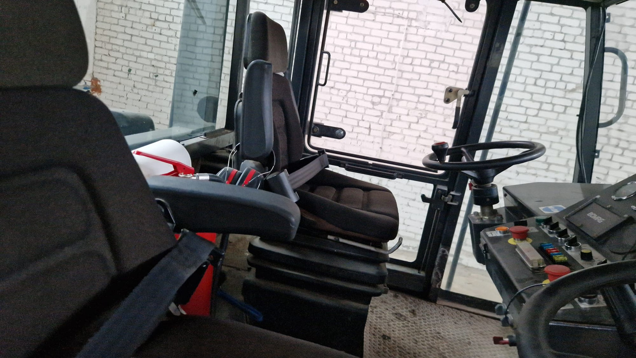 Пневмоколесный каток BOMAG BW24 R: фото 7