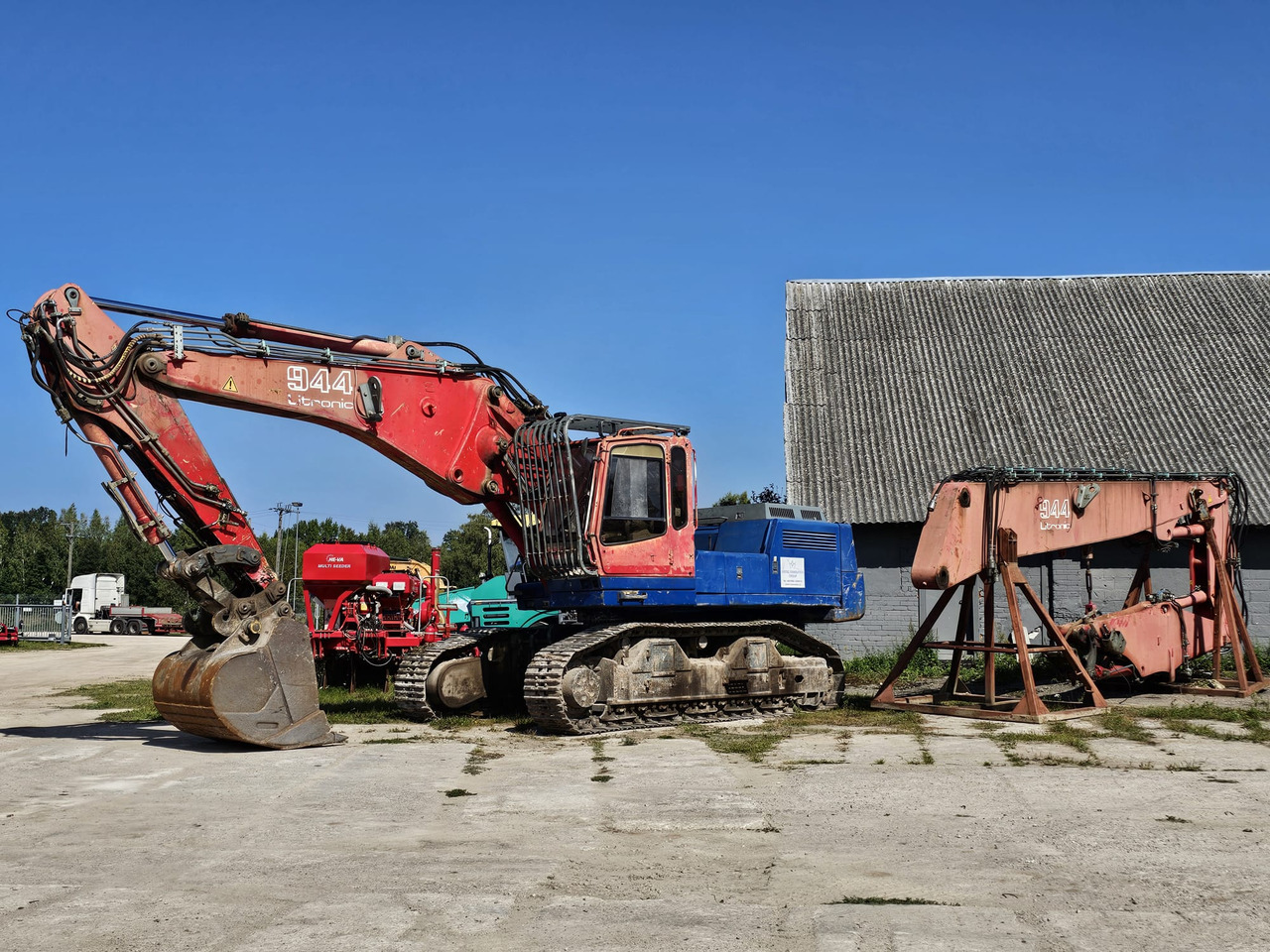 LIEBHERR R944B VH-HD. UHD boom and standart boom included. - Экскаватор для демонтажных работ: фото 3 LIEBHERR R944B VH-HD. UHD boom and standart boom included. - Экскаватор для демонтажных работ: фото 3