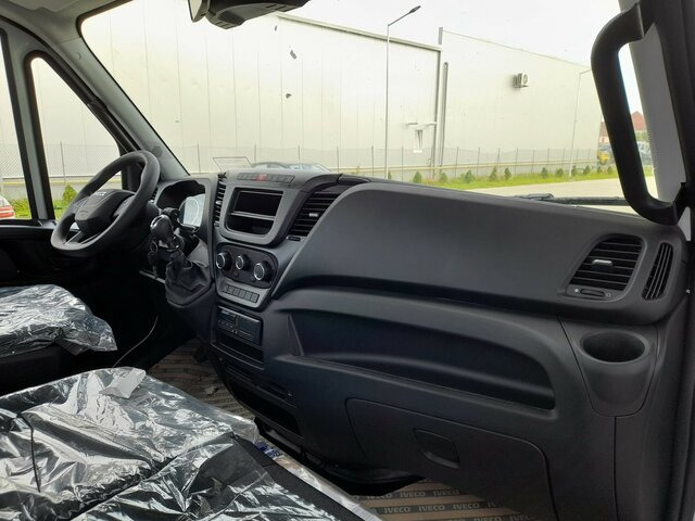 IVECO Daily 70C16H3.0 - D70C KLIMA+KOMFORT... - Фургон: фото 3 IVECO Daily 70C16H3.0 - D70C KLIMA+KOMFORT... - Фургон: фото 3