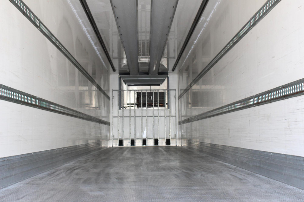 Chereau Thermo King SLXe 200 Aluboden FRC 06 2025 - Полуприцеп-рефрижератор: фото 2 Chereau Thermo King SLXe 200 Aluboden FRC 06 2025 - Полуприцеп-рефрижератор: фото 2
