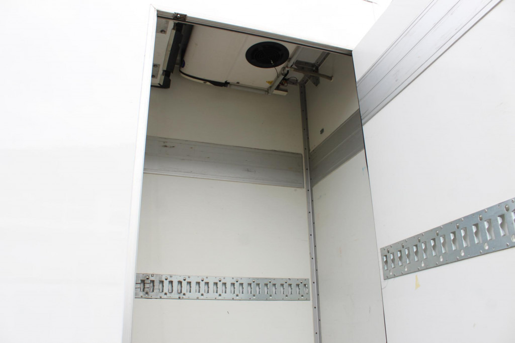 Mercedes-Benz Atego 1221 E6 Carrier Multi-Temp Strom Türen+LBW в лизинг Mercedes-Benz Atego 1221 E6 Carrier Multi-Temp Strom Türen+LBW: фото 6 Mercedes-Benz Atego 1221 E6 Carrier Multi-Temp Strom Türen+LBW в лизинг Mercedes-Benz Atego 1221 E6 Carrier Multi-Temp Strom Türen+LBW: фото 6