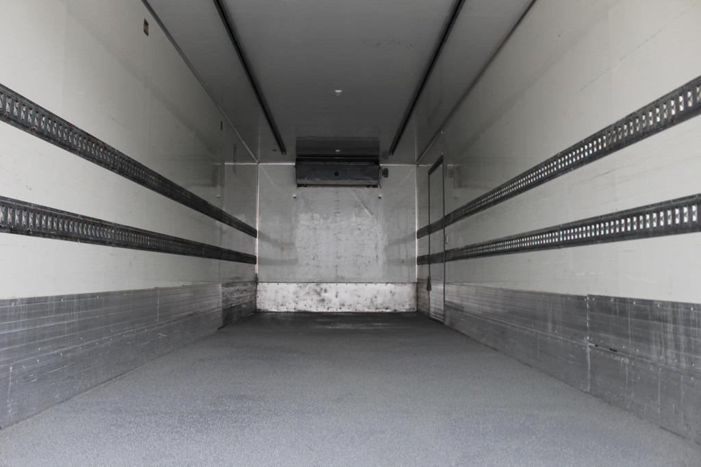 Mercedes-Benz Axor 1824 E5  Carrier Supra  Türen+LBW  Strom - Рефрижератор: фото 3 Mercedes-Benz Axor 1824 E5  Carrier Supra  Türen+LBW  Strom - Рефрижератор: фото 3