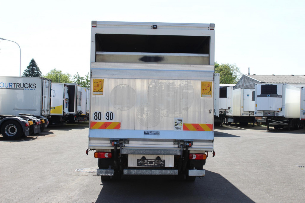 Фургон-рефрижератор Renault D 7.5 E6  Kühler  LBW+Rolltor Strom Klima 53Tkm!: фото 11 Фургон-рефрижератор Renault D 7.5 E6  Kühler  LBW+Rolltor Strom Klima 53Tkm!: фото 11