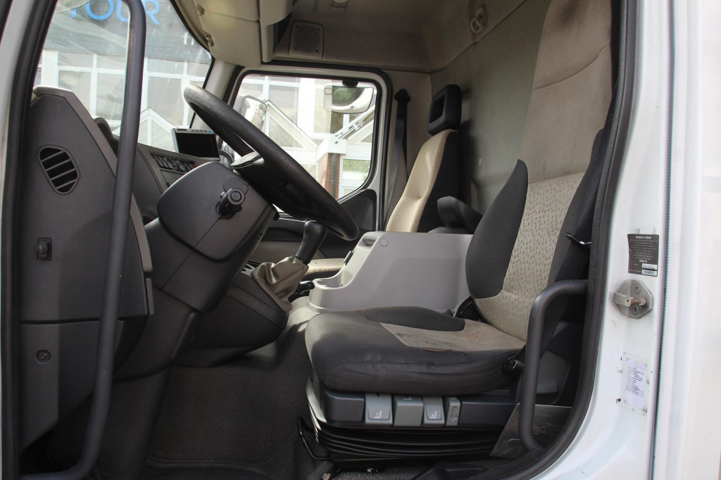 Renault Midlum 220 E5 CS 850 Strom LBW Seiten Tür FRC - Рефрижератор: фото 3 Renault Midlum 220 E5 CS 850 Strom LBW Seiten Tür FRC - Рефрижератор: фото 3