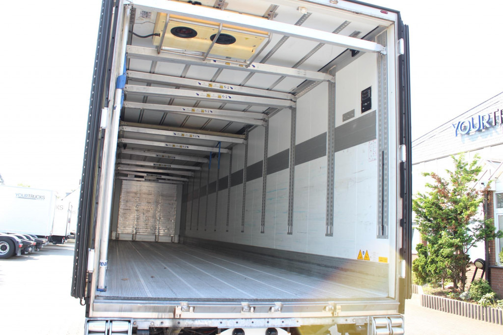 SCHMITZ Carrier Vector 1950Mt. Doppelstock Blumen LBW! - Полуприцеп-рефрижератор: фото 3 SCHMITZ Carrier Vector 1950Mt. Doppelstock Blumen LBW! - Полуприцеп-рефрижератор: фото 3