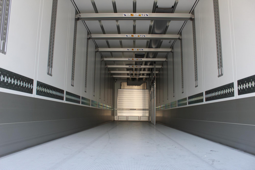 SCHMITZ Thermo King Advancer A400 DS Strom Blumen LBW - Полуприцеп-рефрижератор: фото 2 SCHMITZ Thermo King Advancer A400 DS Strom Blumen LBW - Полуприцеп-рефрижератор: фото 2