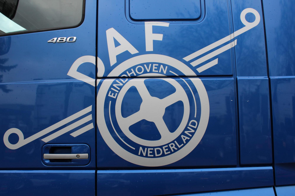 Daf 480 SSC Retarder Kühlbox 2 Tanks Standklima - Тягач: фото 2 Daf 480 SSC Retarder Kühlbox 2 Tanks Standklima - Тягач: фото 2