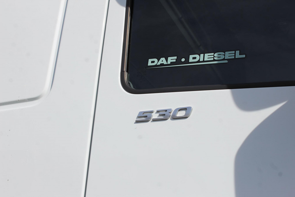 Daf 530 SSC Retarder Kühlbox 2 Tanks Standklima - Тягач: фото 2 Daf 530 SSC Retarder Kühlbox 2 Tanks Standklima - Тягач: фото 2
