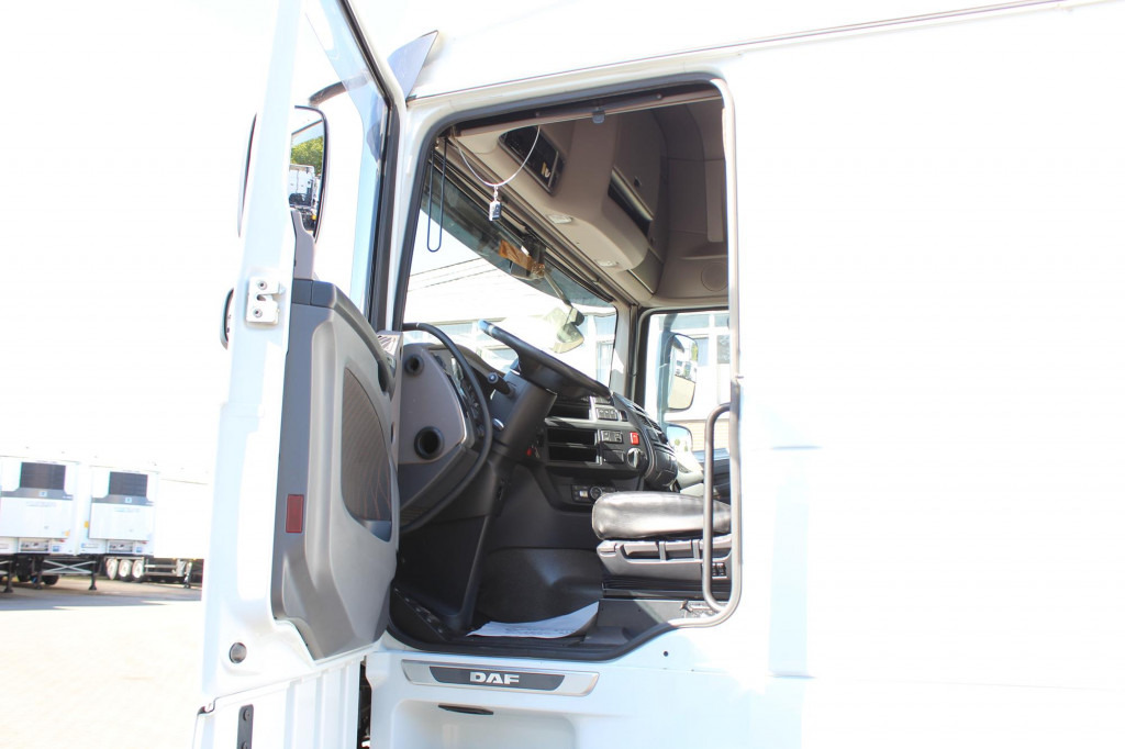 Daf 530 SSC Retarder Kühlbox 2 Tanks Standklima - Тягач: фото 5 Daf 530 SSC Retarder Kühlbox 2 Tanks Standklima - Тягач: фото 5