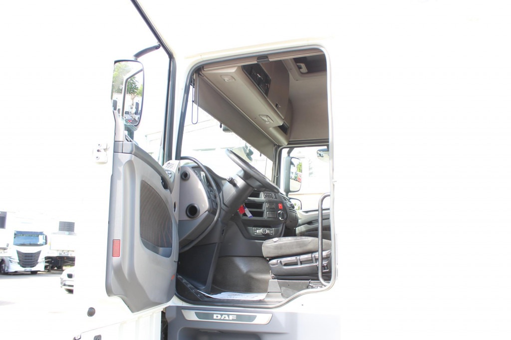 Daf XF 480 E6 Space Cab ACC LDW 2 Liegen - Тягач: фото 3 Daf XF 480 E6 Space Cab ACC LDW 2 Liegen - Тягач: фото 3