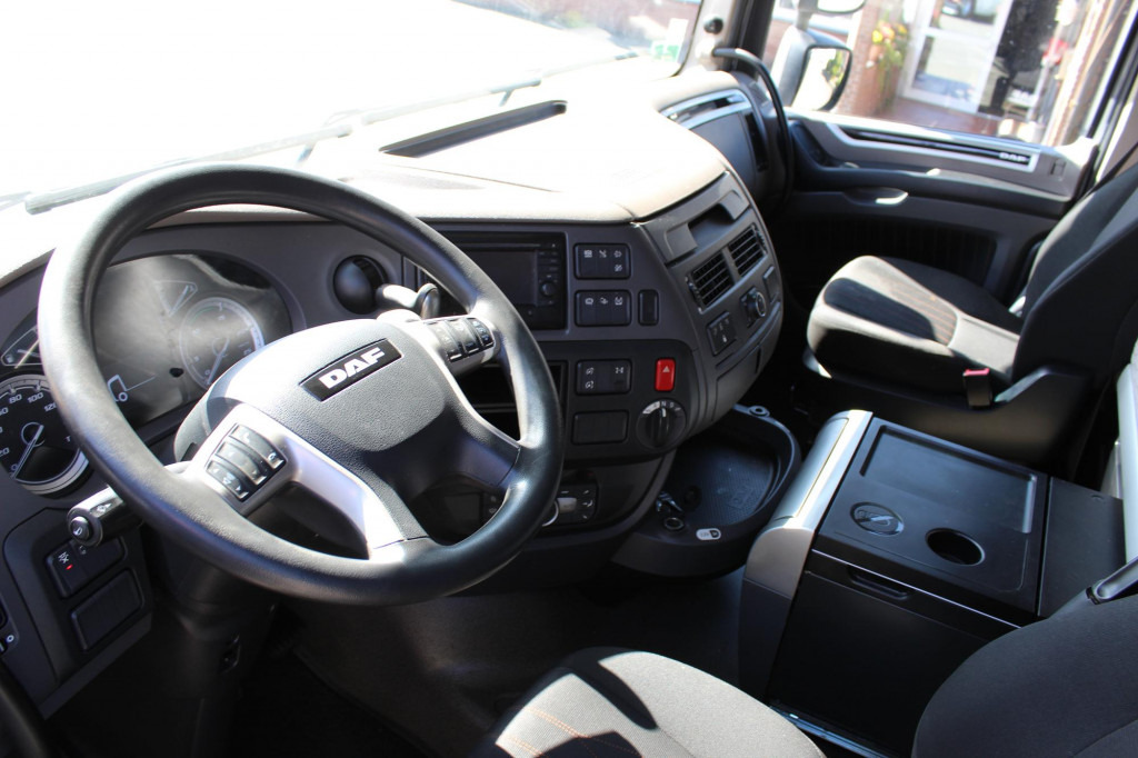 Daf XF  530 SC  Retarder ACC LDWS Kühlbox Vollspoiler - Тягач: фото 5 Daf XF  530 SC  Retarder ACC LDWS Kühlbox Vollspoiler - Тягач: фото 5