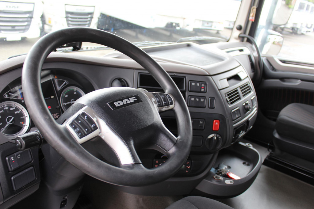 Daf XF 530 SC Retarder ACC LDWS Standklima Kühlbox - Тягач: фото 3 Daf XF 530 SC Retarder ACC LDWS Standklima Kühlbox - Тягач: фото 3