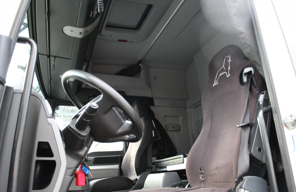 MAN TGX 18.480 E6 Retarder Kompressor Alufelgen Kühl - Тягач: фото 4 MAN TGX 18.480 E6 Retarder Kompressor Alufelgen Kühl - Тягач: фото 4