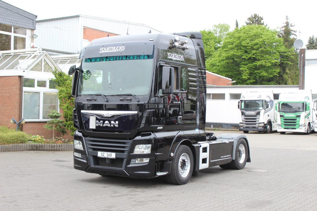 MAN TGX 520 D38 XXL Retarder Standklima Navi - Тягач: фото 1 MAN TGX 520 D38 XXL Retarder Standklima Navi - Тягач: фото 1