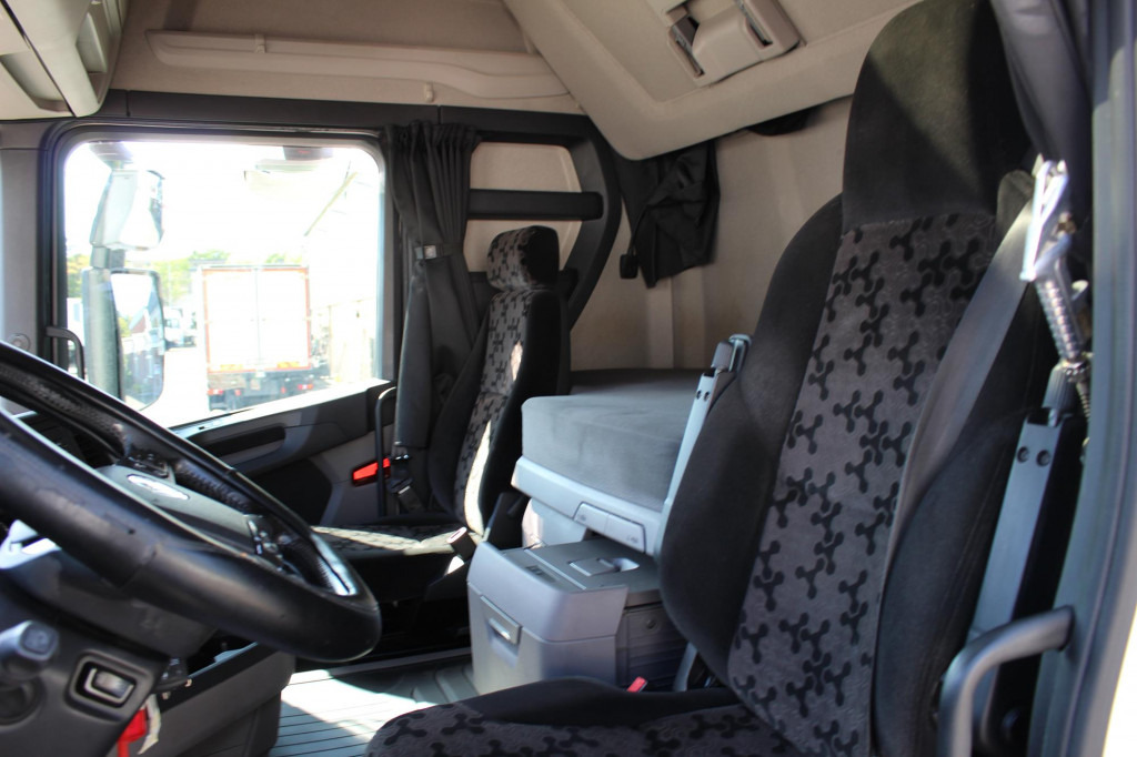 Scania R 500 Retarder LDWS Kühlbox 2 Tanks Navi - Тягач: фото 5 Scania R 500 Retarder LDWS Kühlbox 2 Tanks Navi - Тягач: фото 5
