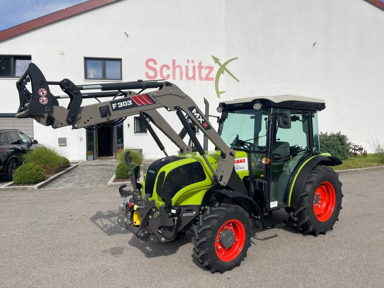 CLAAS Nexos 210 mit Frontlader und FZW, 236Bh, NEUWERTIG! - Трактор: фото 1 CLAAS Nexos 210 mit Frontlader und FZW, 236Bh, NEUWERTIG! - Трактор: фото 1