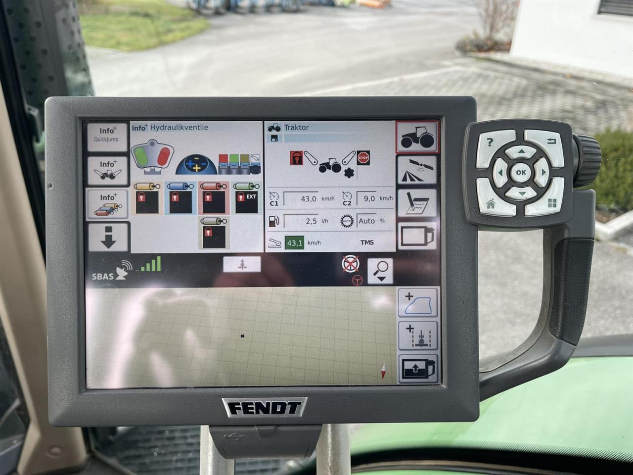 Трактор Fendt Fendt 718 Vario SCR GPS: фото 15 Трактор Fendt Fendt 718 Vario SCR GPS: фото 15