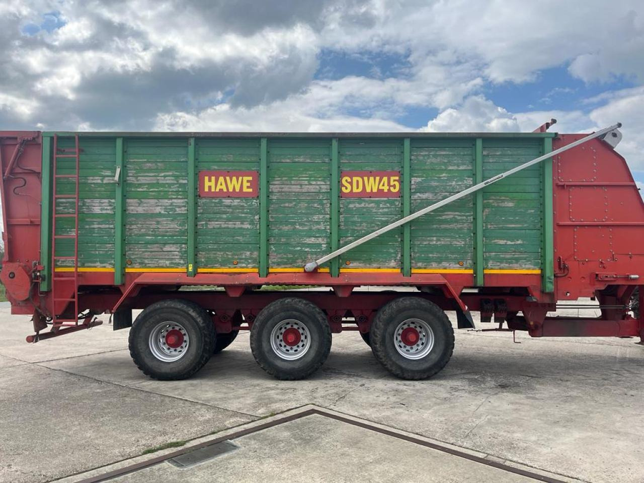 HAWE Tridem SDW 45T, Silagewagen - Сельскохозяйственный прицеп-самосвал: фото 2 HAWE Tridem SDW 45T, Silagewagen - Сельскохозяйственный прицеп-самосвал: фото 2