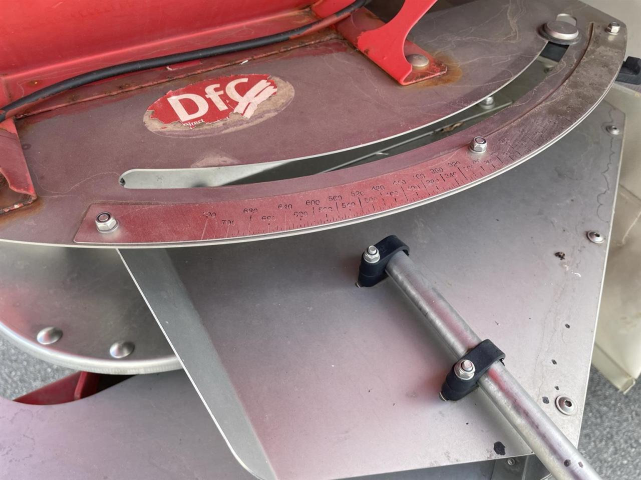 Разбрасыватель удобрений Rauch TWS 5000 Düngerwagen mit Deichsel-Lenkung mit Düngestreuer Axera H-EMC: фото 12 Разбрасыватель удобрений Rauch TWS 5000 Düngerwagen mit Deichsel-Lenkung mit Düngestreuer Axera H-EMC: фото 12