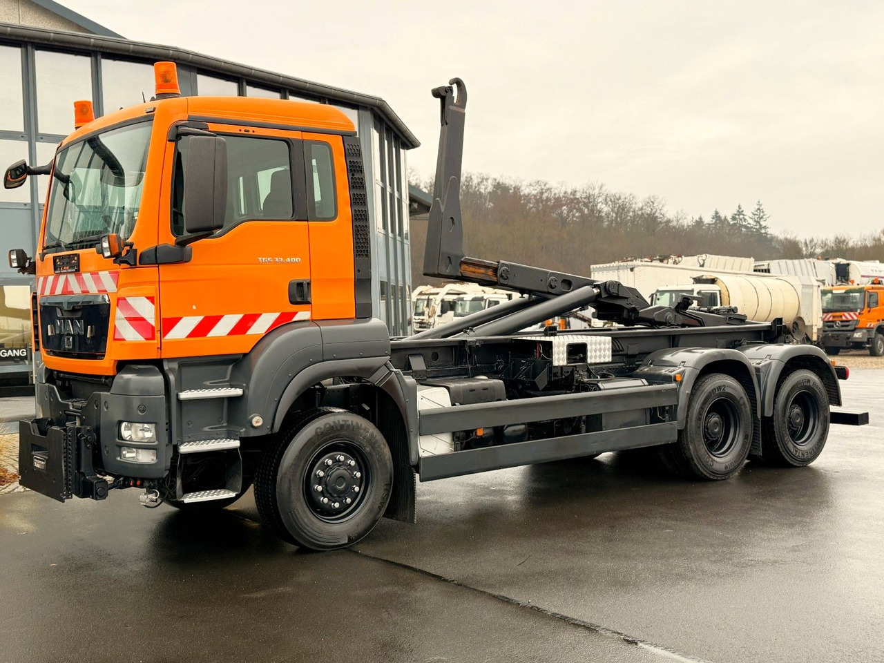 MAN TGS 33.400 6x6 Blattfederung Original 120500 km - Крюковой мультилифт: фото 1 MAN TGS 33.400 6x6 Blattfederung Original 120500 km - Крюковой мультилифт: фото 1