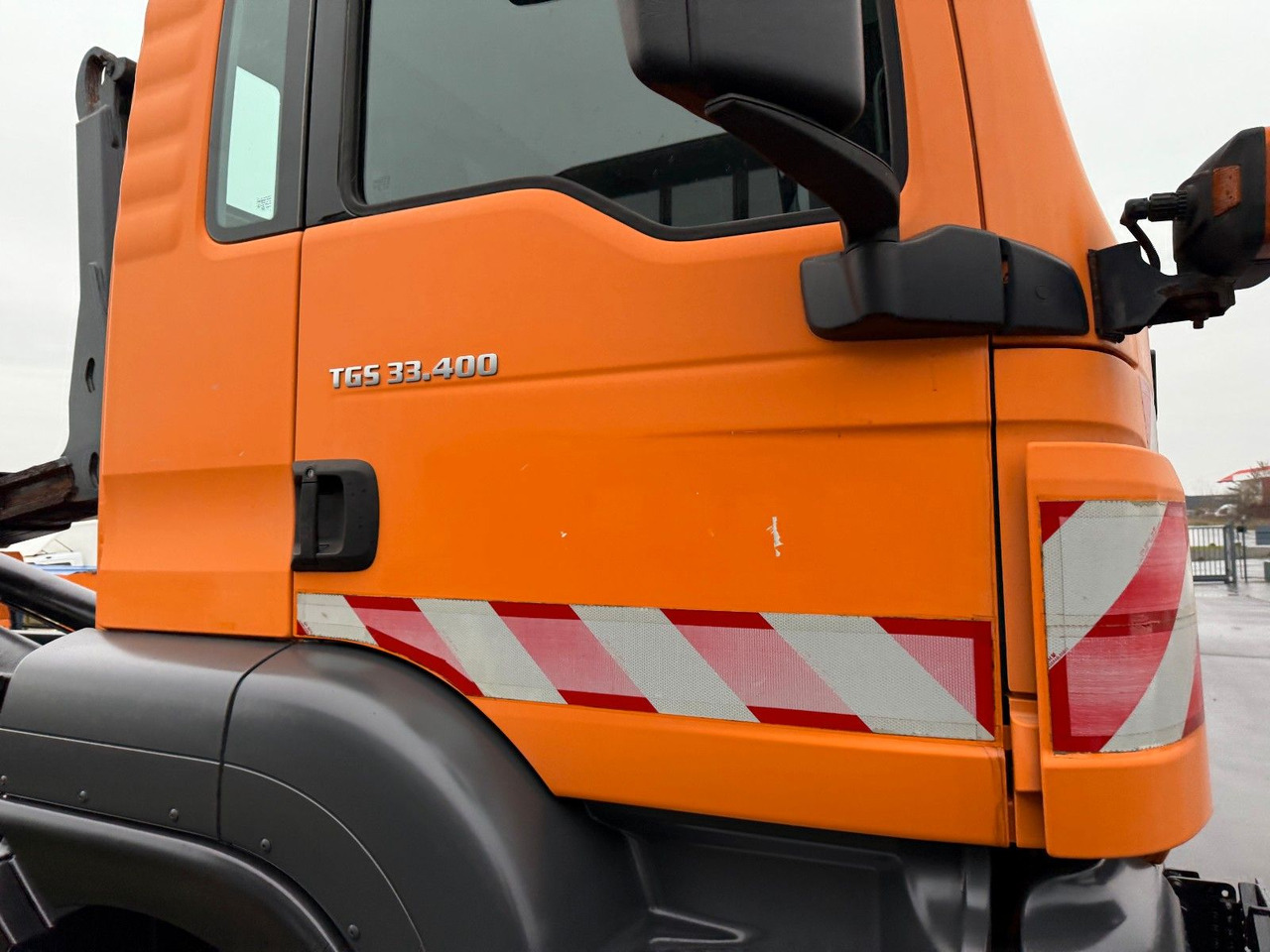 MAN TGS 33.400 6x6 Blattfederung Original 120500 km - Крюковой мультилифт: фото 4 MAN TGS 33.400 6x6 Blattfederung Original 120500 km - Крюковой мультилифт: фото 4