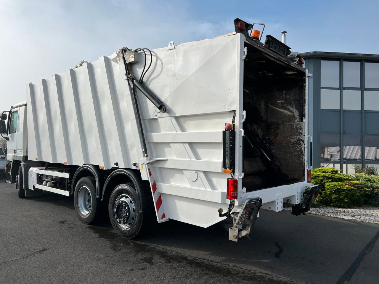 Mercedes-Benz Actros 2532 6x2 Faun Vario 524 Euro 5 Mercedes-Benz Actros 2532 6x2 Faun Vario 524 Euro 5 - Мусоровоз: фото 2 Mercedes-Benz Actros 2532 6x2 Faun Vario 524 Euro 5 Mercedes-Benz Actros 2532 6x2 Faun Vario 524 Euro 5 - Мусоровоз: фото 2