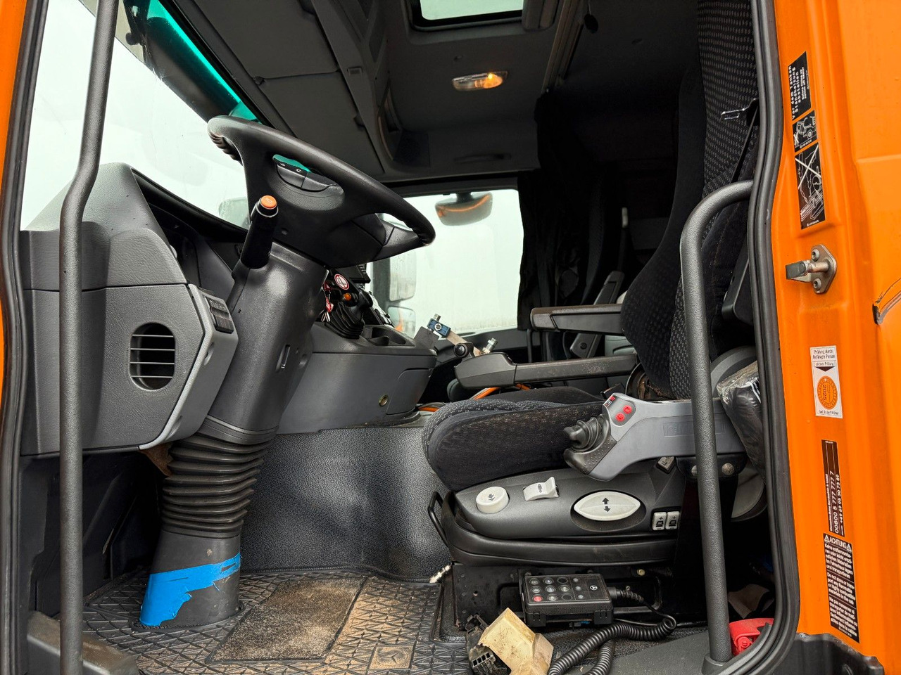 Mercedes-Benz Actros 2841L 6x2 Kranhydraulik Multilift Winterd в лизинг Mercedes-Benz Actros 2841L 6x2 Kranhydraulik Multilift Winterd: фото 9