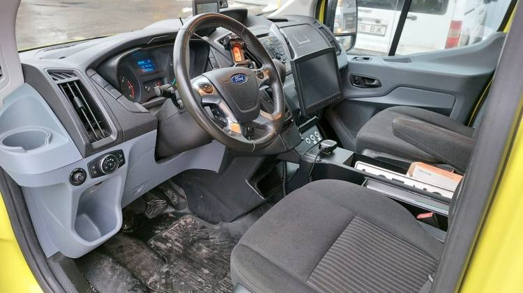 FORD TRANSIT 2,0TDI AMBULANCE KLIMA 12.2018 EURO 6, 3 UNITS - Машина скорой помощи: фото 2 FORD TRANSIT 2,0TDI AMBULANCE KLIMA 12.2018 EURO 6, 3 UNITS - Машина скорой помощи: фото 2