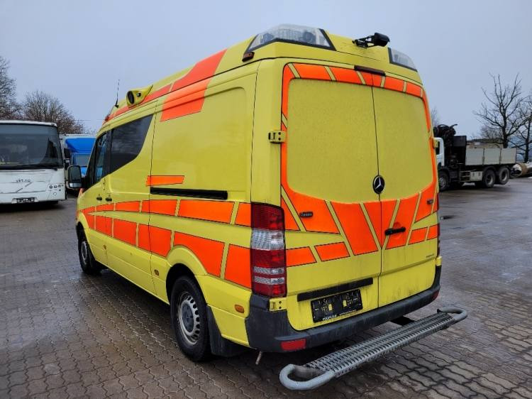 MERCEDES – BENZ SPRINTER 2.2D AMBULANCE (PROFILE) KLIMA 11.2014 EURO 5 - Машина скорой помощи: фото 3 MERCEDES – BENZ SPRINTER 2.2D AMBULANCE (PROFILE) KLIMA 11.2014 EURO 5 - Машина скорой помощи: фото 3