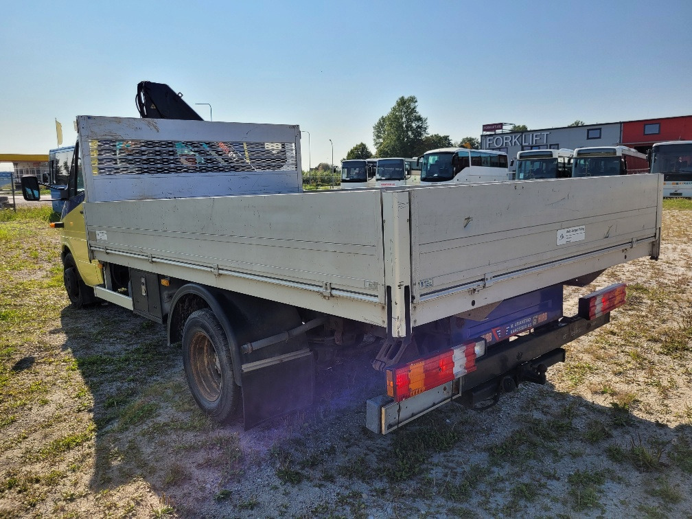 MERCEDES – BENZ SPRINTER 616CDI HIAB 027-2 Crane 10.2004  - Малотоннажный бортовой грузовик: фото 4 MERCEDES – BENZ SPRINTER 616CDI HIAB 027-2 Crane 10.2004  - Малотоннажный бортовой грузовик: фото 4