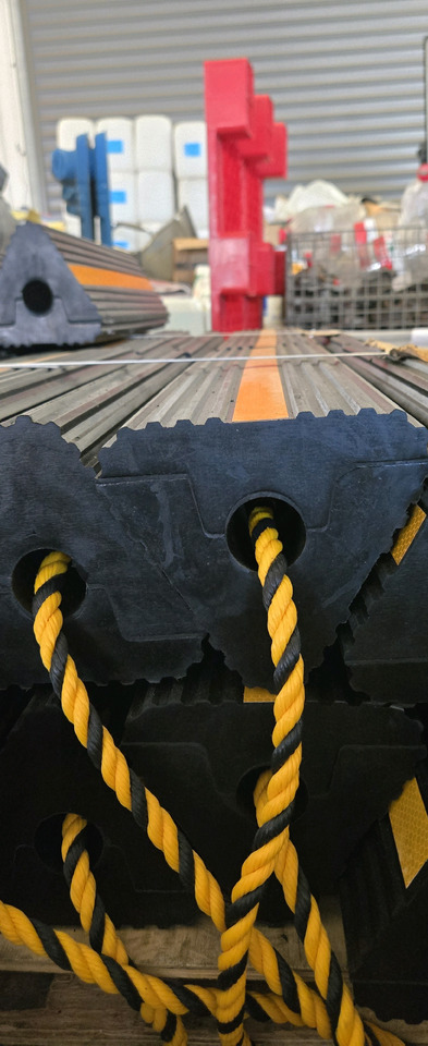 AirBusiness GSE aircraft shocks - Аэродромная техника: фото 3 AirBusiness GSE aircraft shocks - Аэродромная техника: фото 3